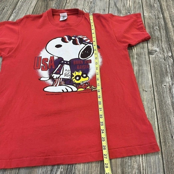 VTG Snoopy Joe Cool Shirt Large USA Born Raised Woodstock America Patriotic - Picture 7 of 8